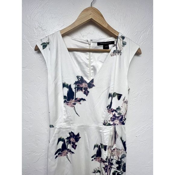 Womens French Connection A-Line Dress Size 8 Zipper V-Neck Sleeveless Floral - Picture 2 of 8
